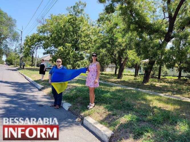 Він так хотів, щоб мати ним пишалася: Болградщина провела в останню путь свого Захисника Артема Будяна