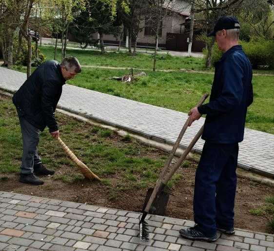 Затишок своїми руками: як працівники Ренійського будинку культури змінюють міський простір