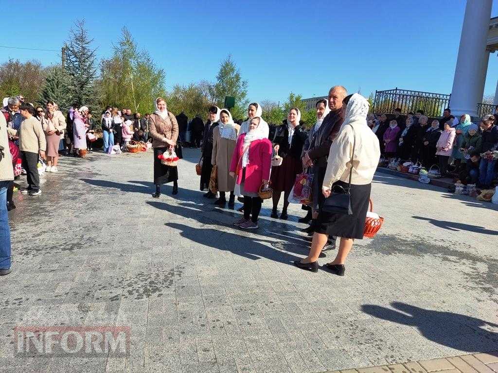 Світло Пасхи у Болграді: молитви за мир і надія на повернення захисників