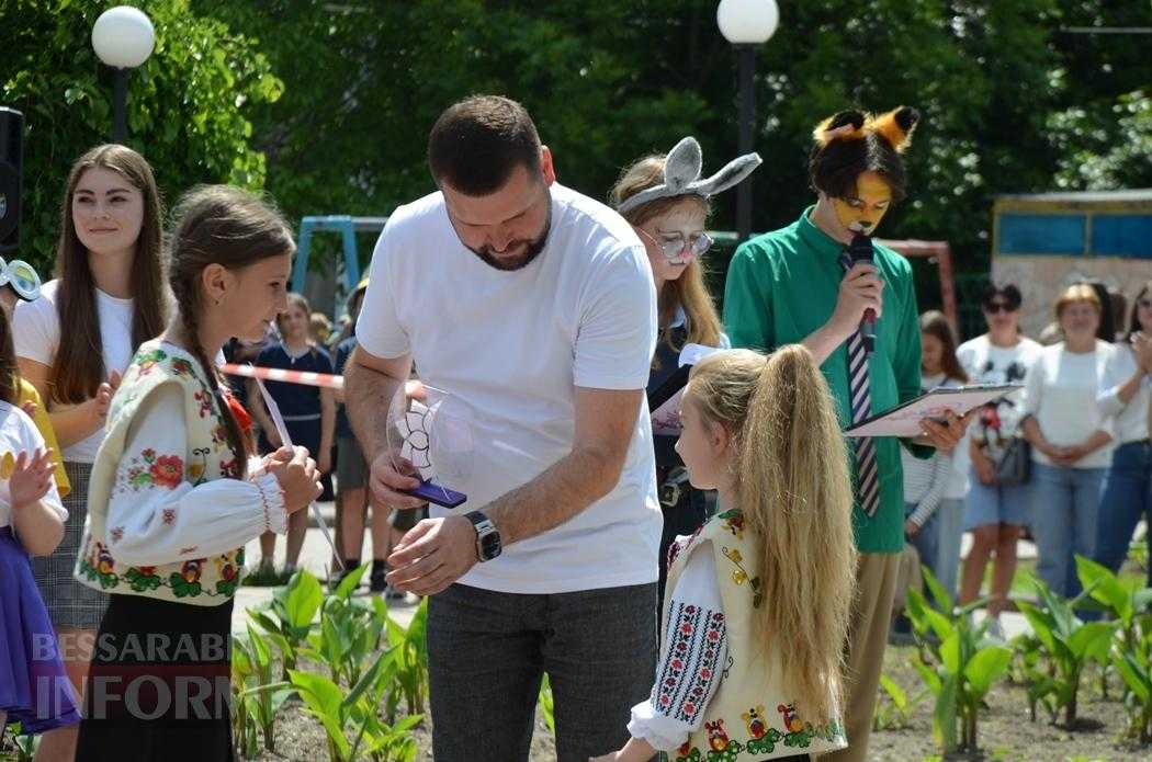 Літо у Кілії розпочалося з яскравого фестивалю талантів та подарунків від "Фонда Добра та Любові"