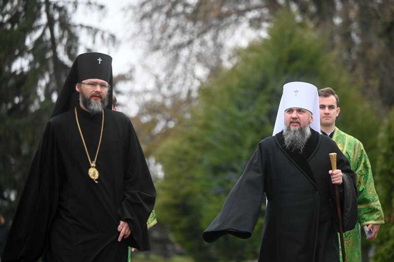 Владика Федір і глава ПЦУ Митрополит Київський і всієї України Епіфаній у рясах