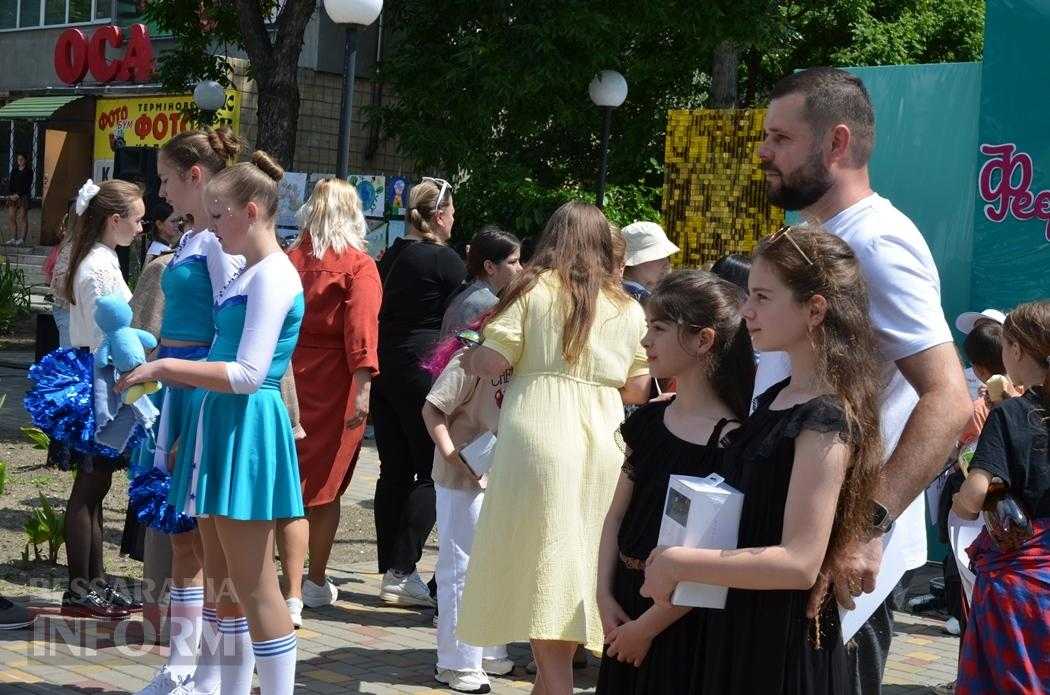 Літо у Кілії розпочалося з яскравого фестивалю талантів та подарунків від "Фонда Добра та Любові"