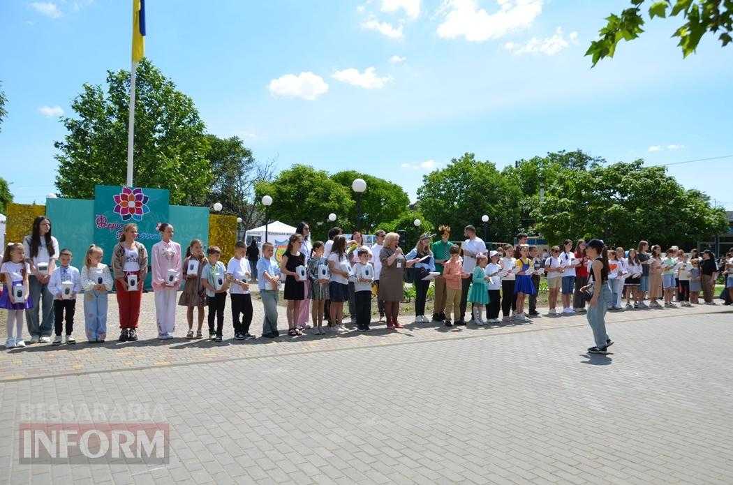 Літо у Кілії розпочалося з яскравого фестивалю талантів та подарунків від "Фонда Добра та Любові"