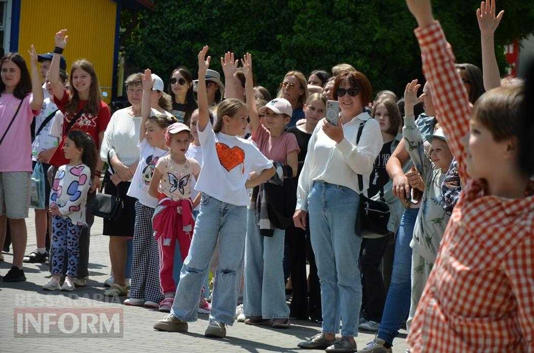 Літо у Кілії розпочалося з яскравого фестивалю талантів та подарунків від "Фонда Добра та Любові"