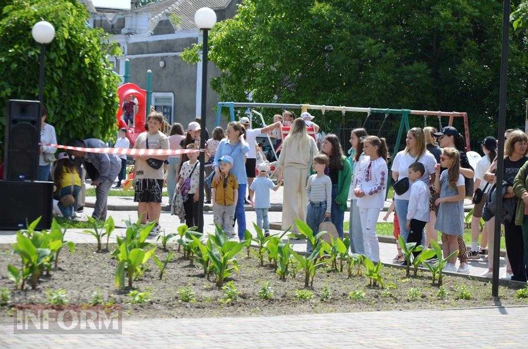 Літо у Кілії розпочалося з яскравого фестивалю талантів та подарунків від "Фонда Добра та Любові"