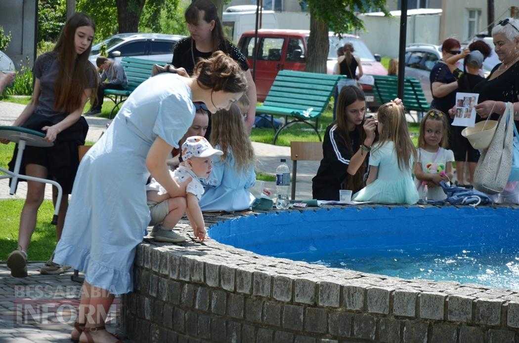 Літо у Кілії розпочалося з яскравого фестивалю талантів та подарунків від "Фонда Добра та Любові"
