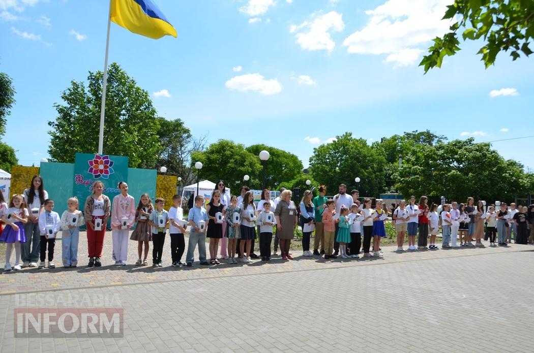 Літо у Кілії розпочалося з яскравого фестивалю талантів та подарунків від "Фонда Добра та Любові"