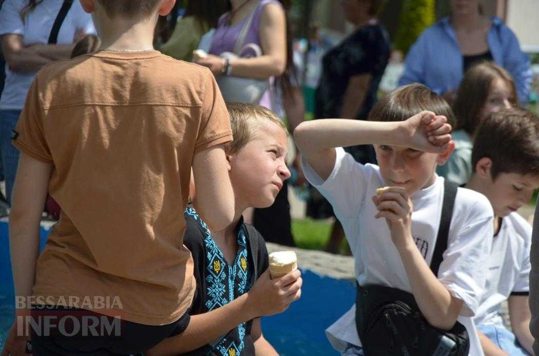 Літо у Кілії розпочалося з яскравого фестивалю талантів та подарунків від "Фонда Добра та Любові"