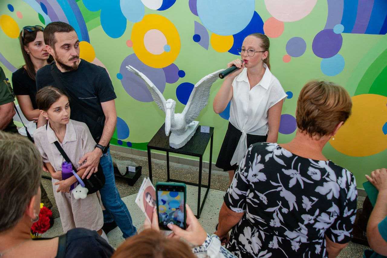 В Татарбунарах було відкрито виставку молодого скульптора, полеглого захисника Тараса Олександровича Шевченка