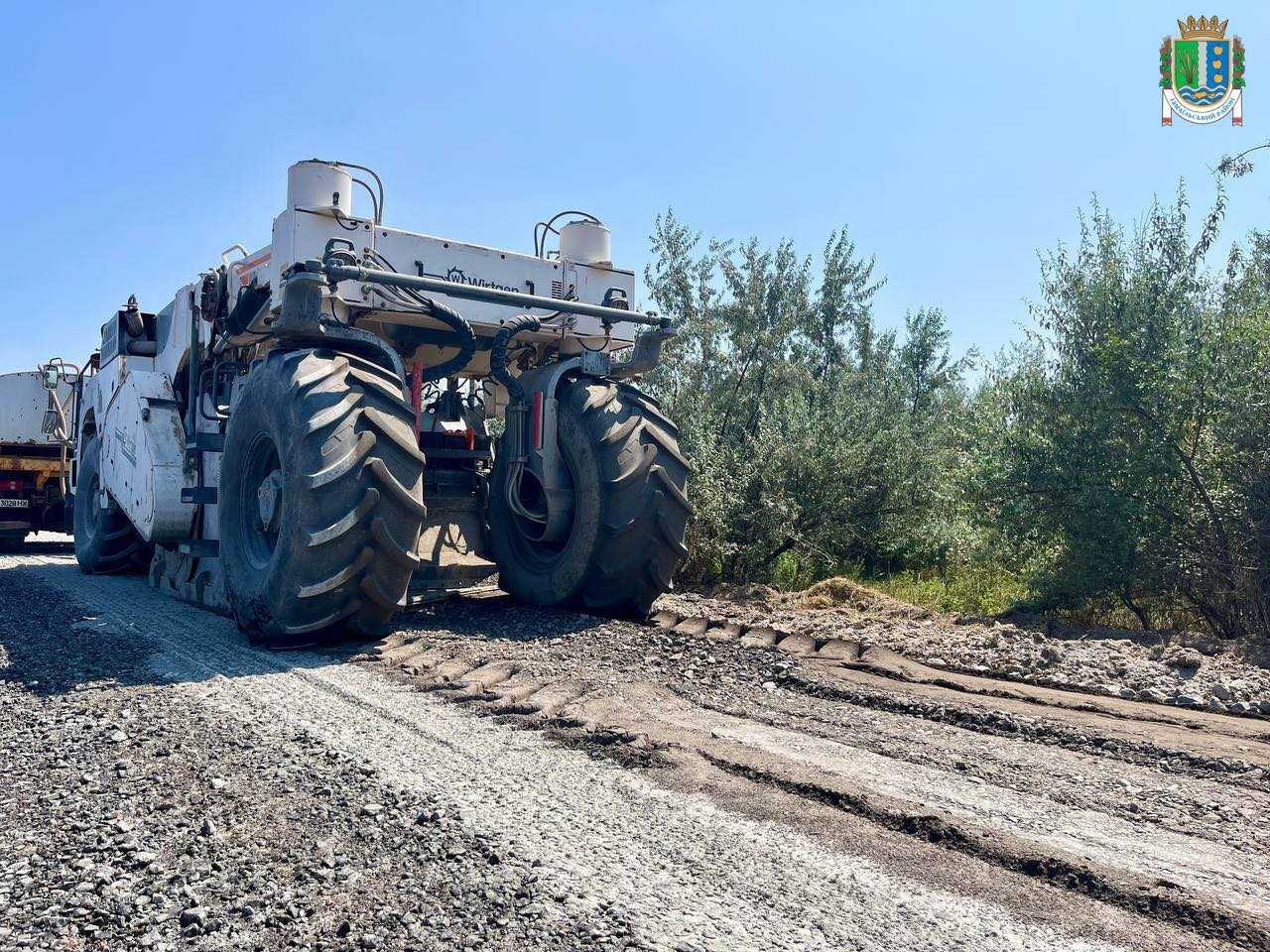 Роботи з приведення в проїзний стан автодороги Кілія-Вилкове тривають