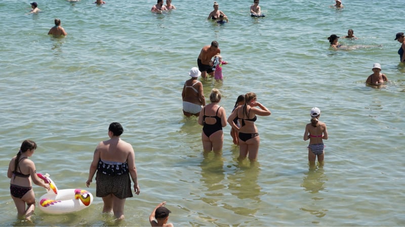 Спека не відступає: море в Одесы прогріється до 22 градусів