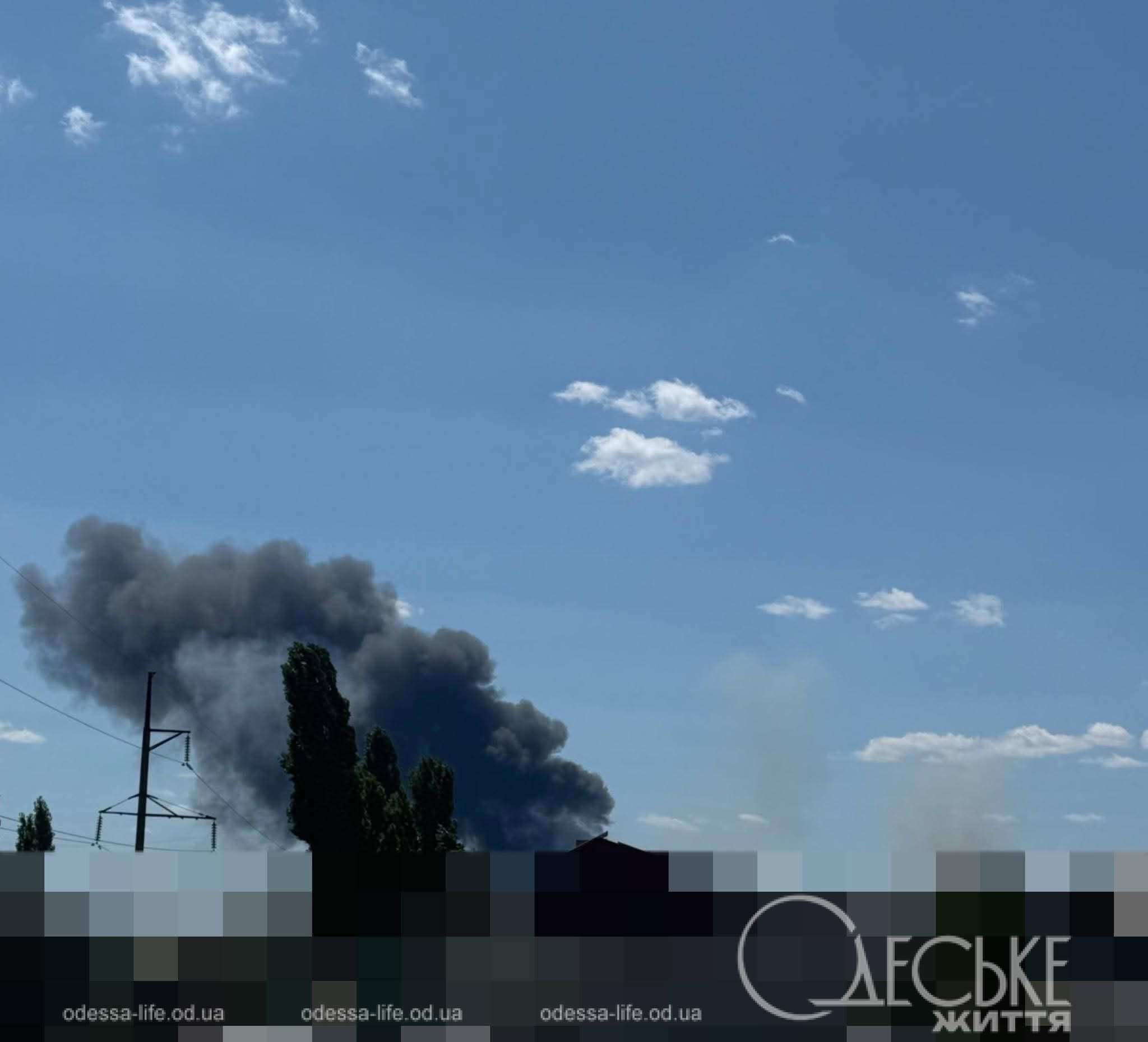 Одеса під вогнем: Потужні вибухи струснули місто