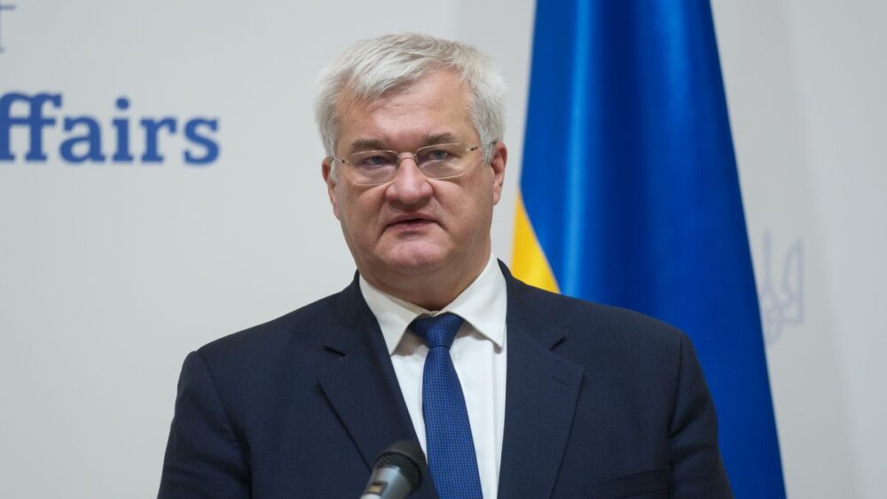 Президент Казахстану пропонує Путіну “заморозити” війну в Україні: перша реакція МЗС