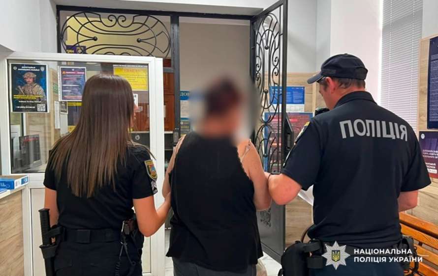 Одеситка, що приховувала смерть пенсіонерки, хотіла заволодіти квартирою