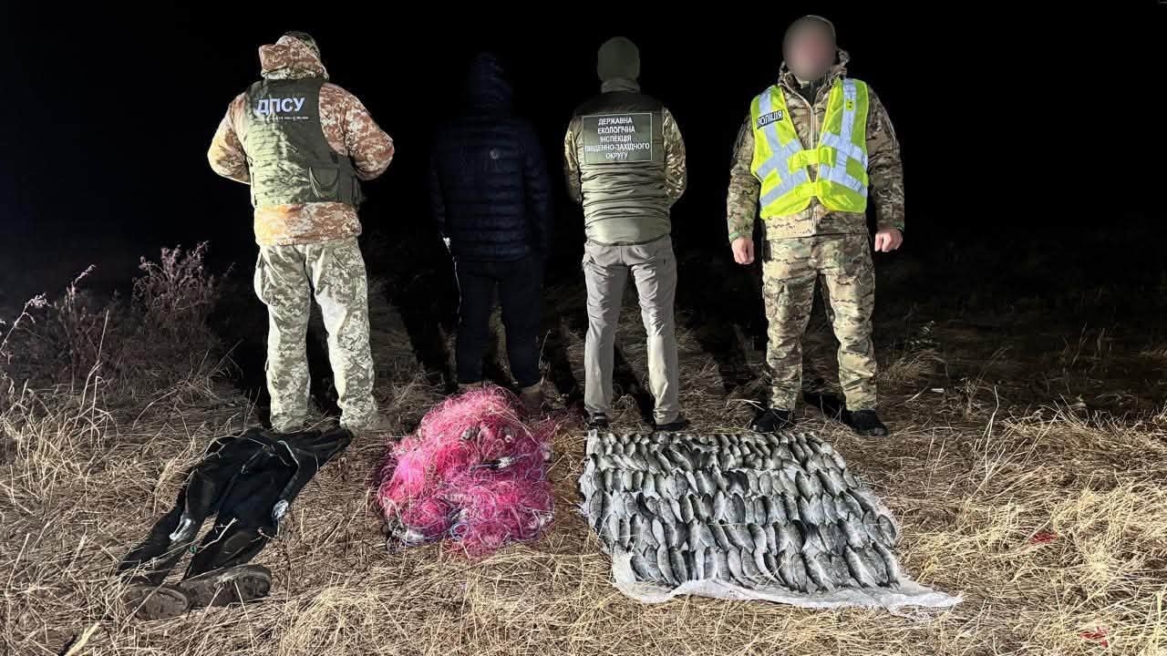 <p><strong>Одеський браконьєр: Мільйонний вилов кефалі вразив масштабами</strong></p>