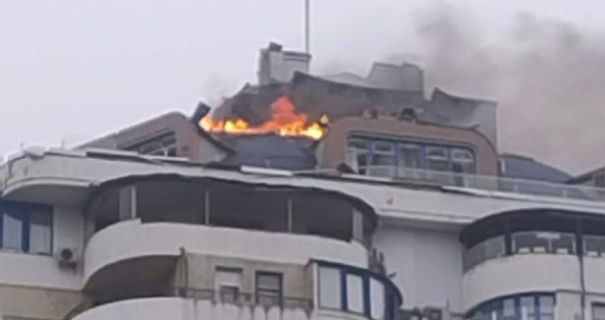 В Одесі ворог вдарив по житловій багатоповерхівці: 13-річна дівчинка зазнала поранень.